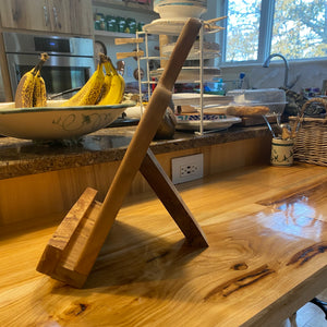 Kitchen iPad/cookbook stand